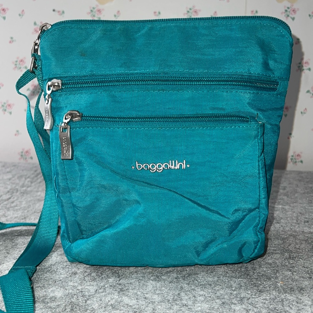 Baggalini mini crossbody handbag Teal